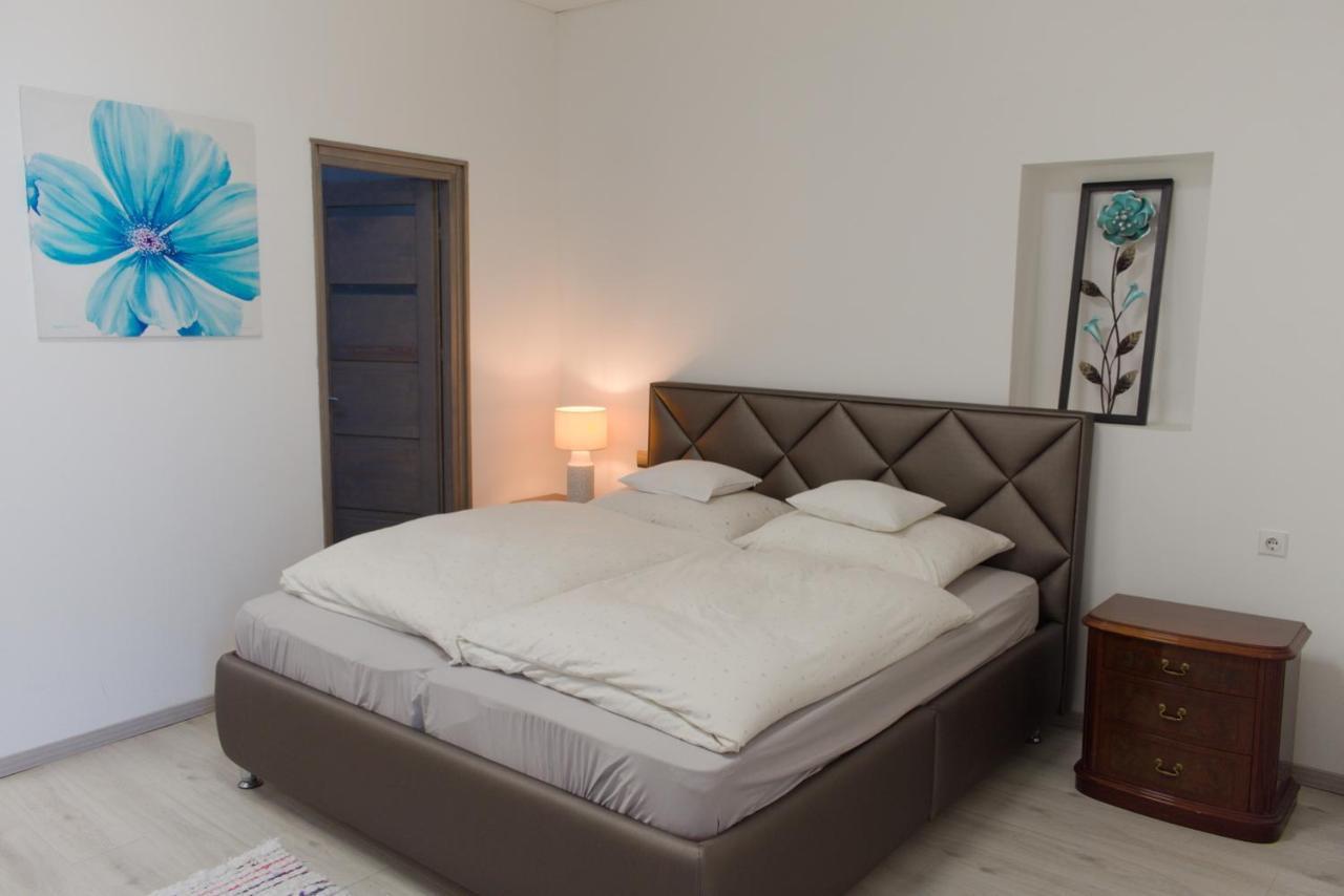 Silver Dream Apartmanhaz Debrecen Exterior photo
